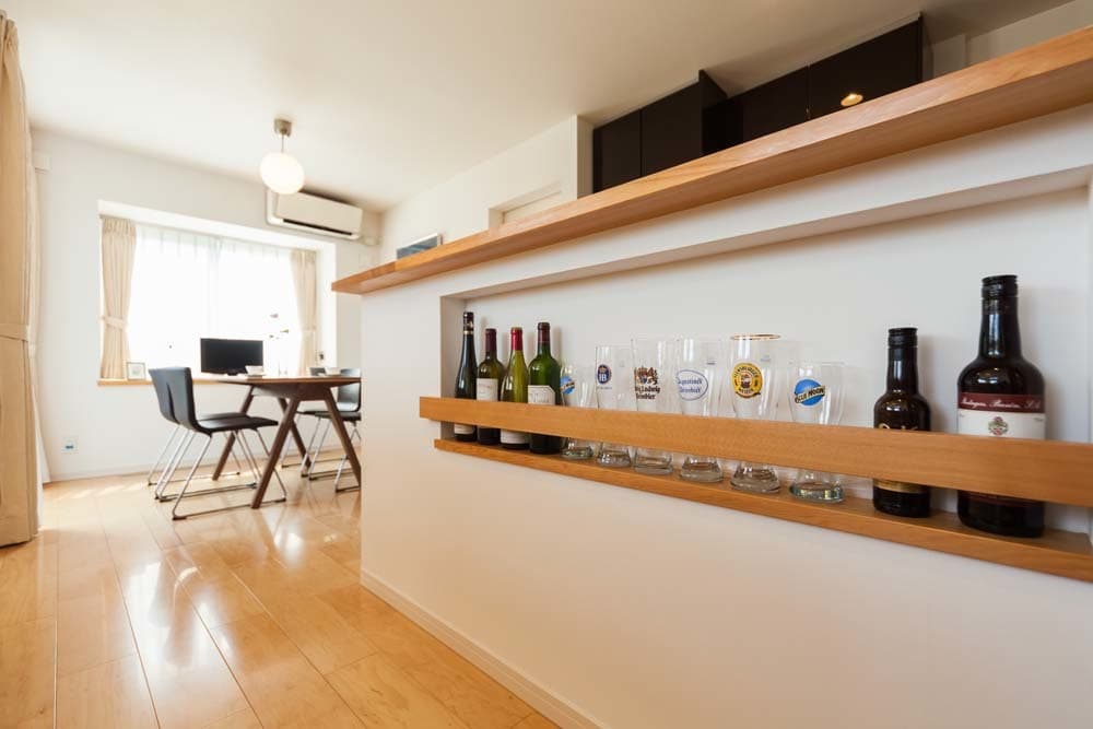 バーのようなカウンターキッチン